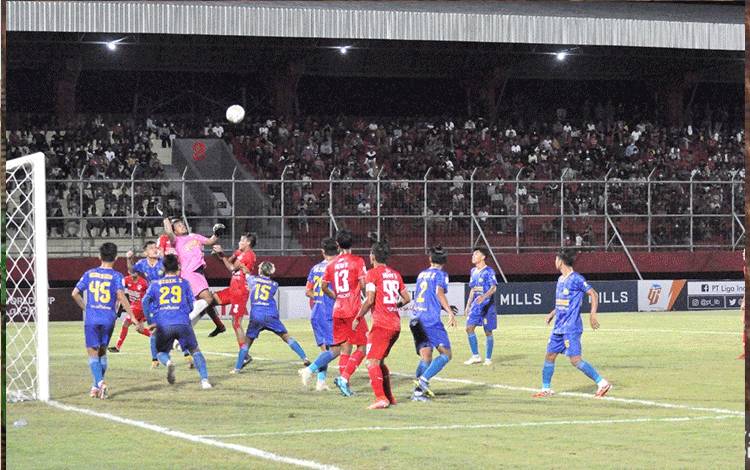 Babak Pertama, Kalteng Putra Tahan Imbang Persipal Palu