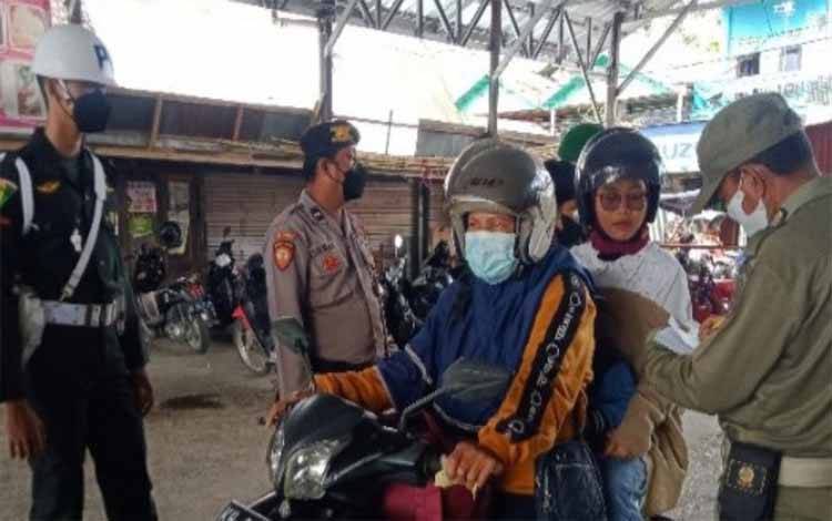 Satpol PP dan Damkar Kapuas: Pelonggaran Prokes Tak Berarti Abai Prokes