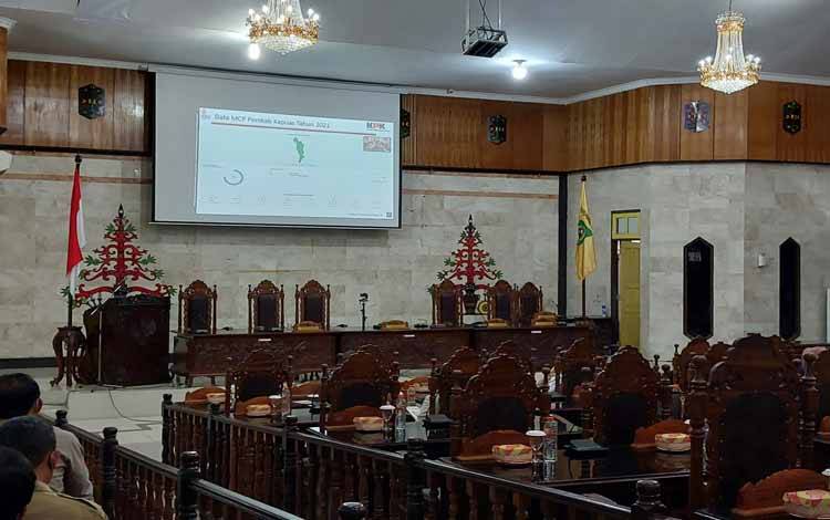 Anggota DPRD Kapuas Bersama Eksekutif Ikuti Pertemuan Dengan KPK Secara Virtual