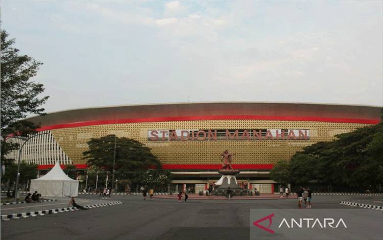 Stadion Manahan Solo. (ANTARA/Aris Wasita)