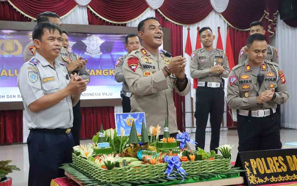Polres Barito Timur Syukuran HUT ke 67 Polantas
