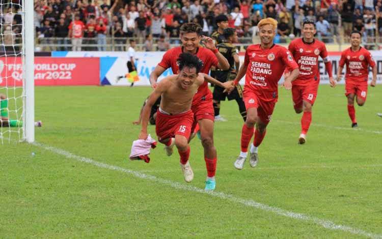 Delfiadri Boyong Talenta Muda dalam Skuad Semen Padang untuk Tur Medan