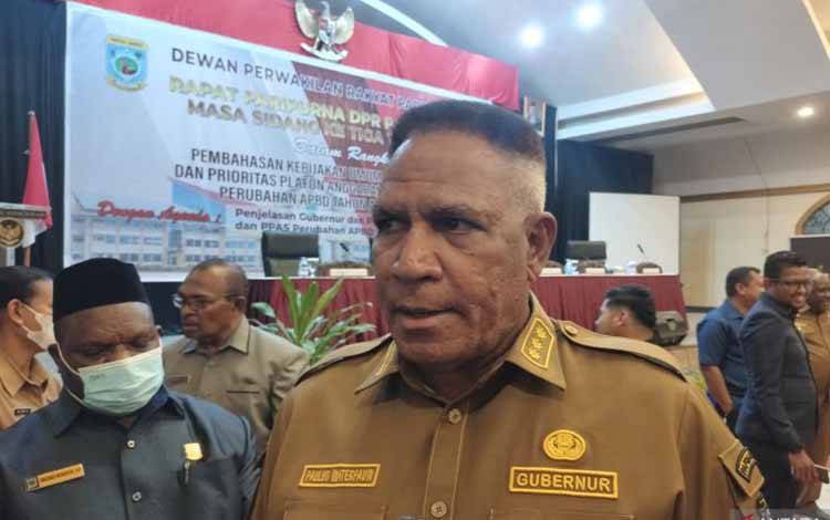 Paulus Waterpauw Somasi Kuasa Hukum Lukas Enembe