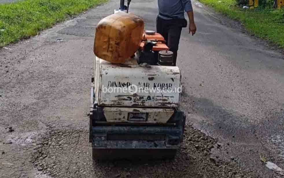PUPR Kobar Tetap Programkan Pembangunan Jalan Puluhan Tahun Tak Tersentuh Aspal