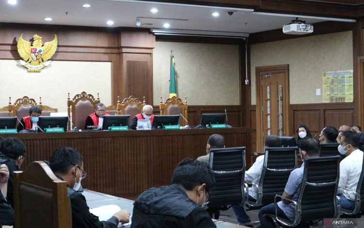Bupati Langkat Nonaktif Terbit Perangin Angin Dituntut 9 Tahun Penjara