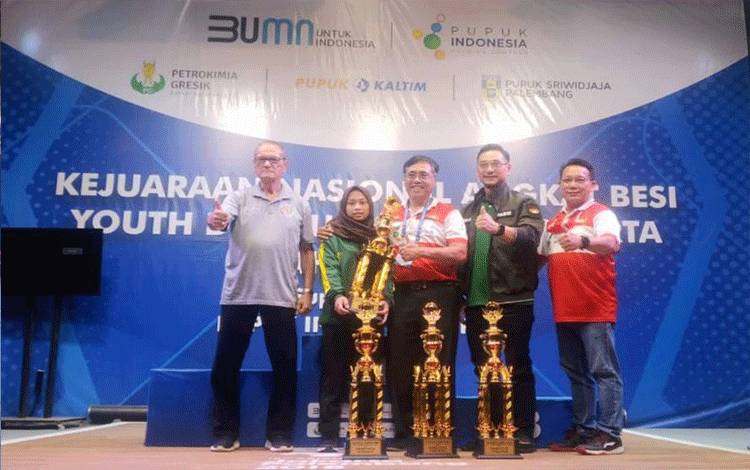 Lifter Potensial Bermunculan di Kejurnas Angkat Besi Remaja dan Junior