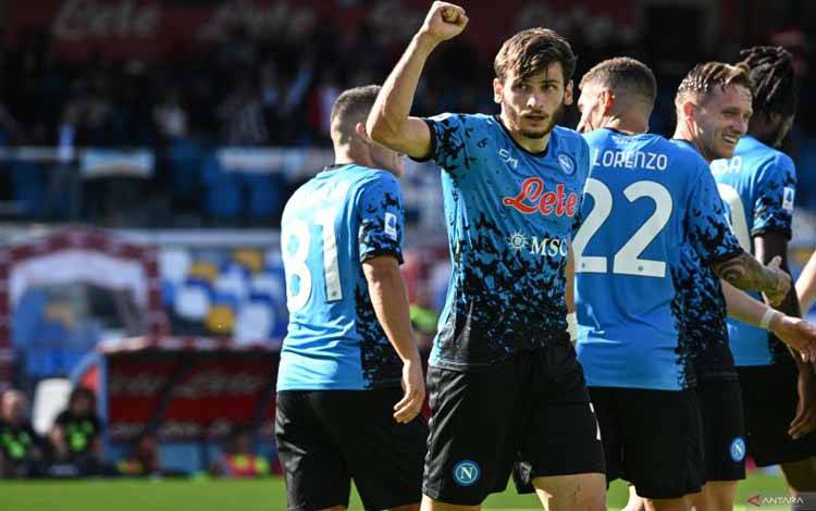 Napoli Amankan 3 Poin Usai Kalahkan Torino 3-1