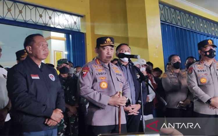 Kapolri Janji Usut Tuntas Tragedi Kanjuruhan