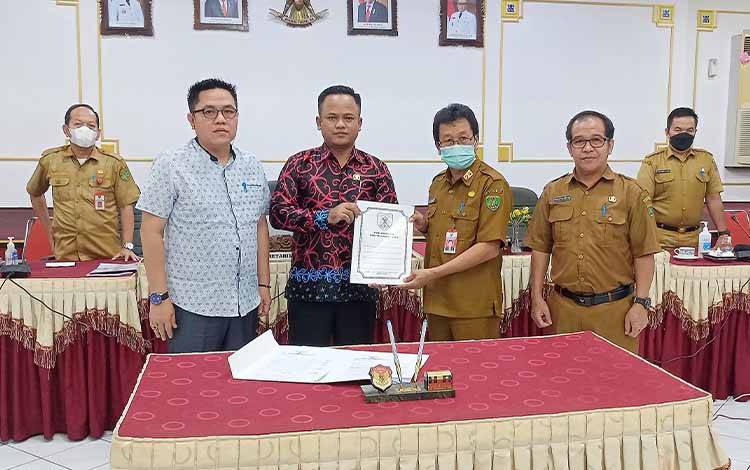 DPRD Barito Timur Sampaikan Keputusan Atas Hasil Evaluasi Gubernur Terhadap Raperda APBD Perubahan 2022