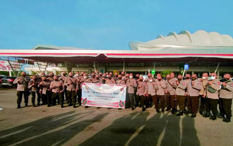 Polda Kalteng Berangkatkan 36 Calon Perwira Polisi Ikuti Pendidikan di Sukabumi