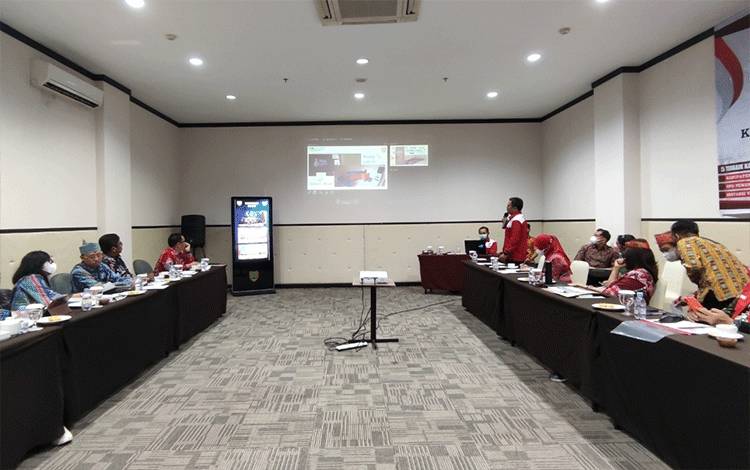 Pemprov Kalteng Presentasi Monev Keterbukaan Informasi Publik