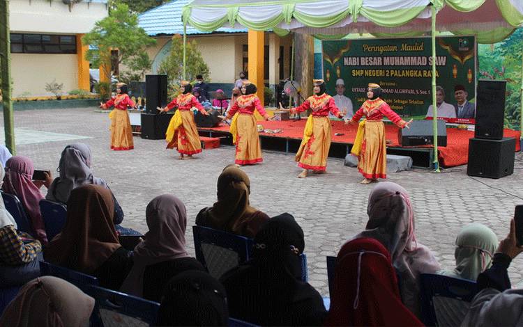 SMP Negeri 2 Palangka Raya Peringati Maulid Nabi?