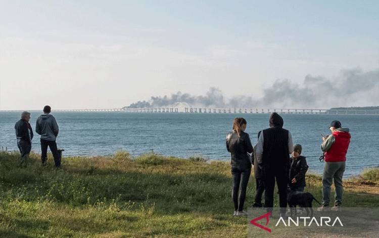 Rusia Kutuk Pernyataan Ukraina Tentang Ledakan di Jembatan Kerch