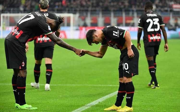 Milan Terkam Juventus 2-0 saat Inter Telan Sassuolo 2-1