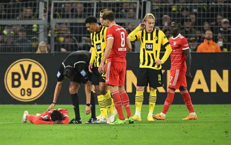 Alphonso Davies Dilarikan ke Rumah Sakit karena Gegar Otak