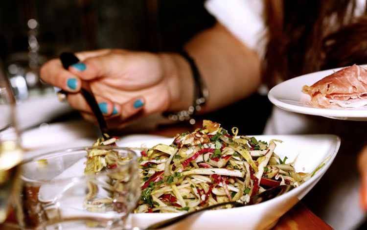 Studi Ungkap Efek Merugikan Terlambat Makan