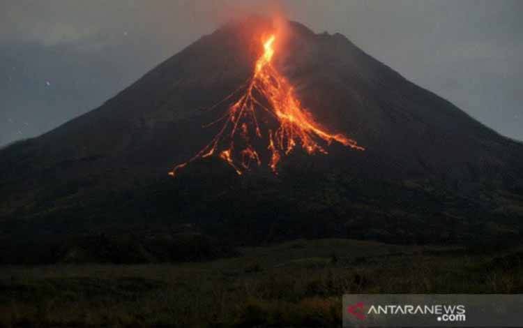 Gunung Merapi Luncurkan Guguran Lava Enam Kali Selama Sepekan
