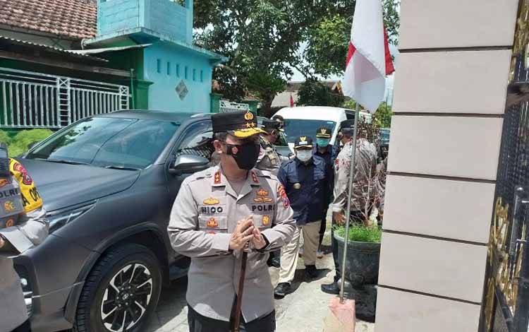 Kapolri Mutasi Kapolda Jatim Irjen Nico Afinta jadi Staf Ahli