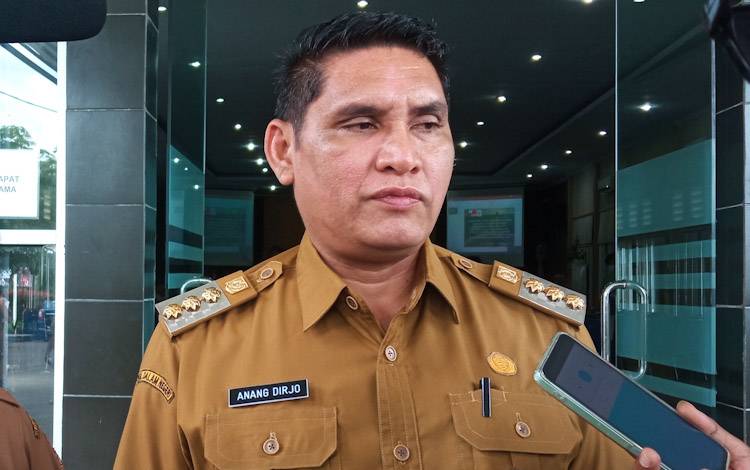 Ini Alasan Pj. Bupati Mencopot dan Mengganti Sekda Kobar