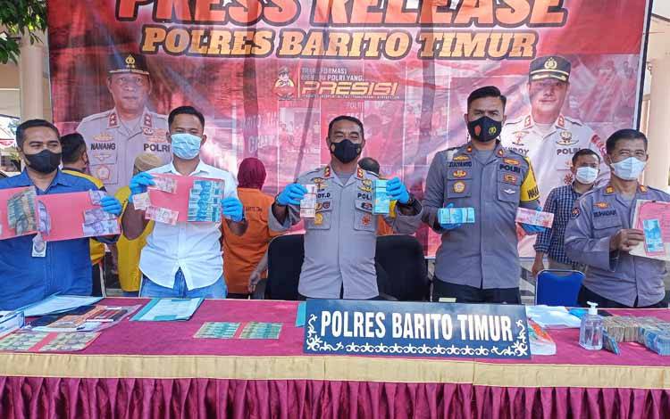 Judi Online, Pensiunan ASN Ditangkap di Barito Timur