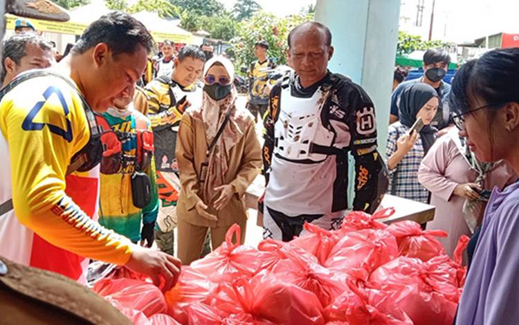 Tekan inflasi, Pemkab Lamandau Gelar Pasar Murah