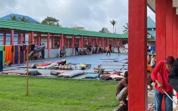 Rutan Kapuas Laksanakan Jumat Bersih Sasar Kebersihan Kamar dan Pakaian WBP di Blok Hunian