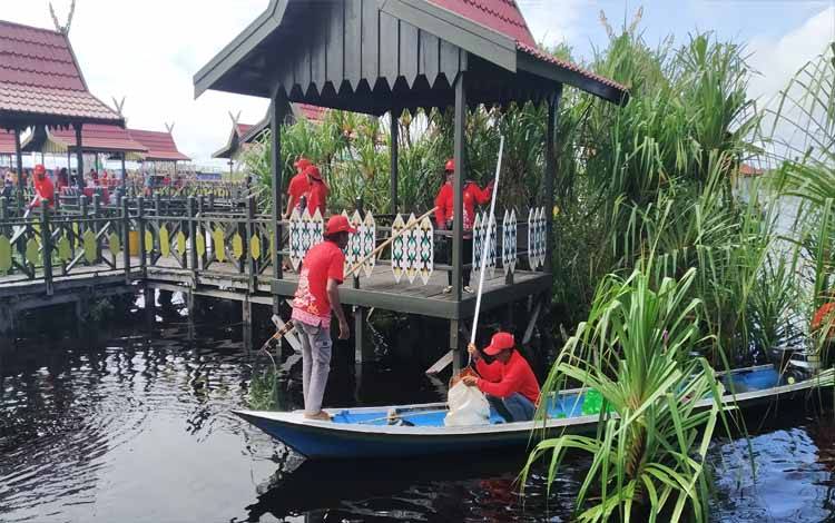 Pemprov Kalteng Sambut Baik Terlaksana Gerakan Aksi Sapta Pesona di Wisata Dermaga Kereng Bangkirai