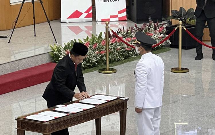Mendagri Lantik Heru Budi Hartono jadi Penjabat Gubernur DKI Jakarta, Ini Tanggapan Anies