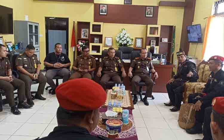 Batamad Kunjungi Kejaksaan Negeri Seruyan untuk Jalin Sinergisitas