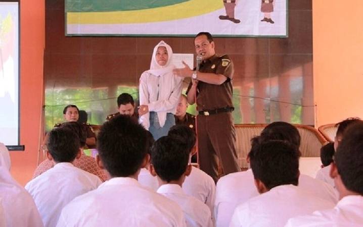Kejari Lamandau: Hindarkan Anak dari Masalah Hukum