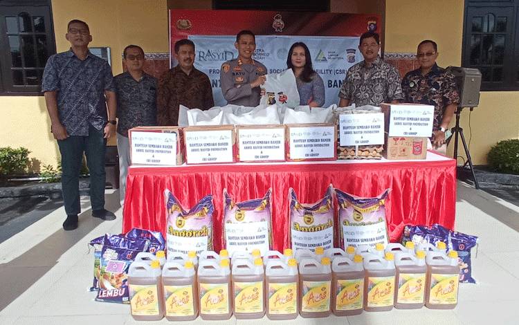 CBI Group Serahkan Bantuan Bahan Pokok Dukung Dapur Umum TNI/Polri Sediakan Makanan Siap Saji untuk Korban Banjir