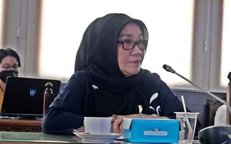 Dewan Kalteng Dorong Pemda Tempatkan Bidan di Setiap Pustu Wilayah Pedesaan