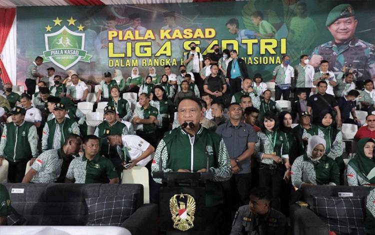 Menteri Pemuda dan Olahraga Republik Indonesia (Menpora RI) Zainudin Amali saat menutup Liga Santri Piala Kasad 2022 di Stadion Madya Senayan, Jakarta, Sabtu (22/10/2022). ANTARA/HO-Kemenpora