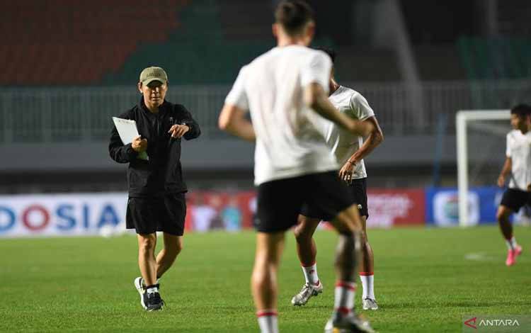 PSSI: Kualitas Justin Hubner - Ivan Jenner Sesuai Keinginan Shin