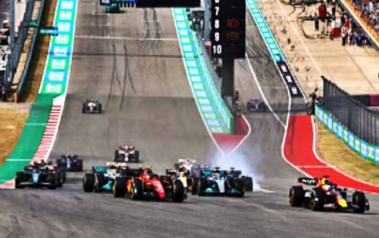 Max Verstappen Raih Kemenangan ke-13, Bantu Red Bull Juara Konstruktor
