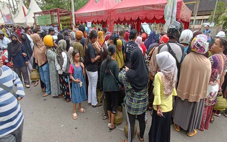 Bupati Kotim: Penjualan LPG 3 Kg di Pasar Murah Memang Tidak Disubsidi?