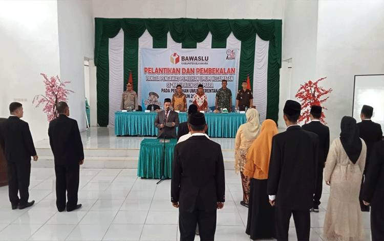 Panwaslu Kecamatan di Sukamara Diminta Menjaga Kesabaran dan Harmoni di Masyarakat