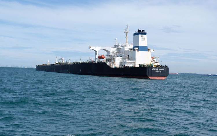 KSOP Karimun Survei Bawah Air untuk Evakuasi Kapal Tanker di Batam