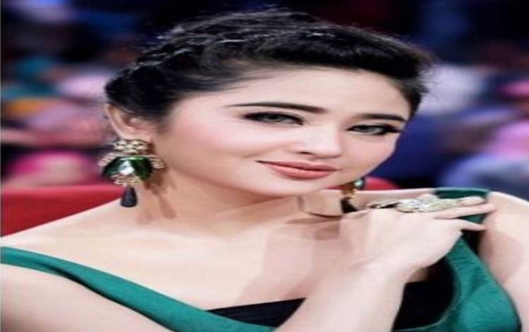 Dewi Perssik Laporkan Fans Lesti-Billar atas Dugaan Pelanggaran UU ITE