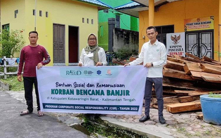 CBI Group dan PT. Jemms Wood Alam Semesta Terus Bantu Kayu untuk Amankan Perabotan Warga Korban Banjir