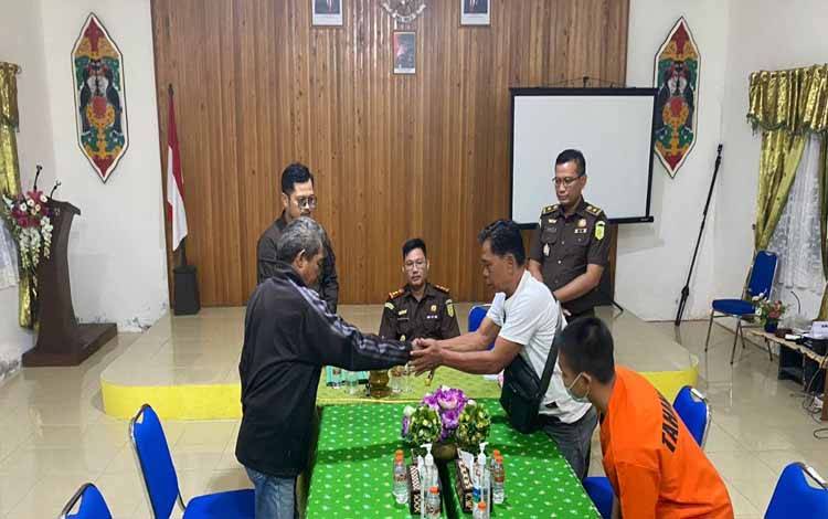 Jaksa Hentikan Penuntutan Tindak Pidana Penganiayaan Berdasarkan Keadilan Restoratif?