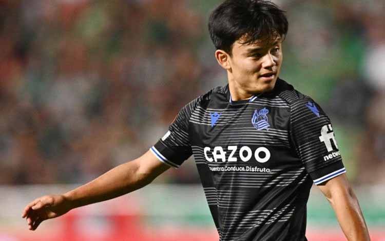 Pemain depan Real Sociedad Takefusa Kubo dalam pertandingan Grup E Liga Europa antara Omonia Nicosia dan Real Sociedad di Stadion GSP, Nikosia, pada 27 Oktober 2022. (Photo by AFP) (AFP/-)