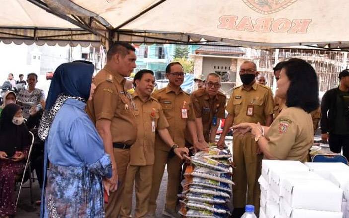 Pemkab Kobar kembali Gelar Pasar Murah Bersubsidi untuk Redam Dampak Inflasi
