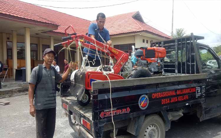 Dinas Pertanian Kotim Salurkan Bantuan Alsintan Sesuai Kebutuhan Petani
