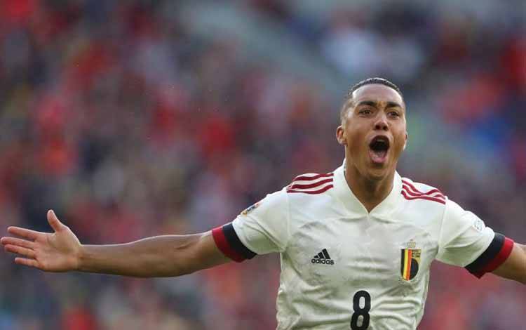 Tielemans dan Barnes Jauhkan Leicester dari Zona Degradasi