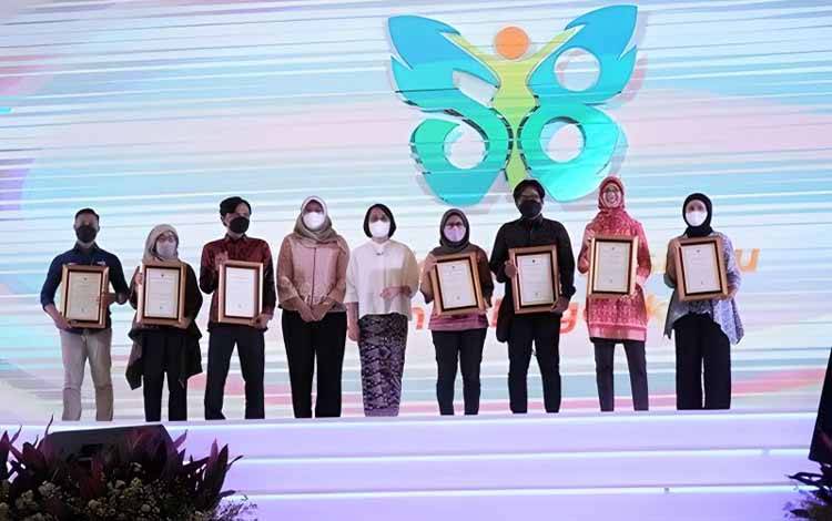 Kemenkes Beri Penghargaan Pihak yang Berkontribusi dalam Kesehatan RI