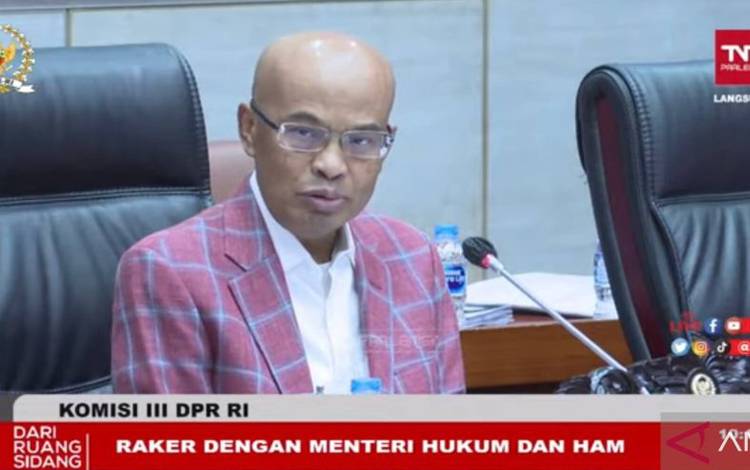 DPR Tunda Raker RUU Perjanjian Ekstradisi Buronan RI - Singapura