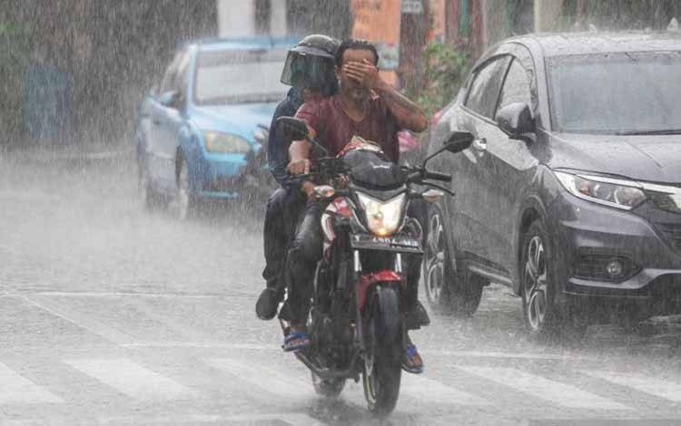 BMKG: Waspadai Hujan Lebat di Sejumlah Daerah di Indonesia