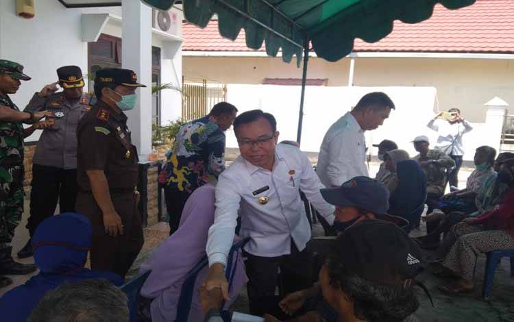 Harapan Bupati Sakariyas saat Penyaluran BLT BBM