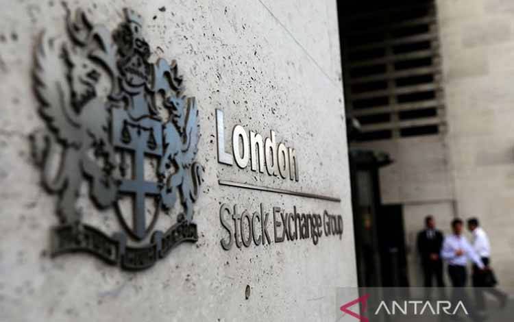 Saham Inggris Berakhir Negatif, Indeks FTSE 100 Terpangkas 0,14 Persen